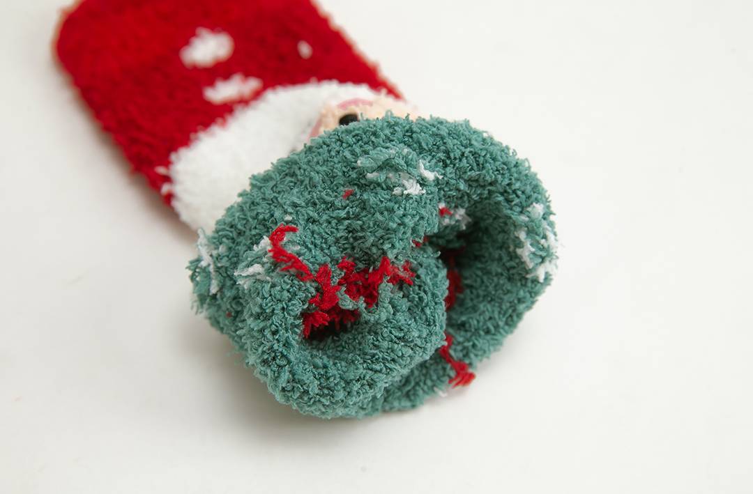 今年最可愛交換禮物！聖誕襪禮盒、奶茶立體口罩可愛開箱，不買一波對不起自己！